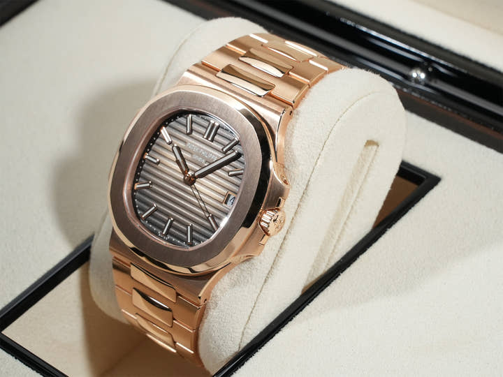 Patek Philippe Nautilus Ref. 5711/1R-001 Rose Gold Brown/Black Gradient Dial