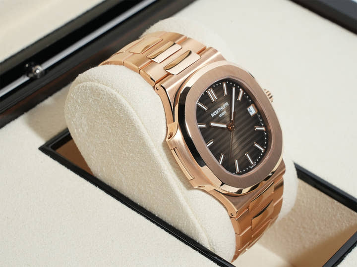 Patek Philippe Nautilus Ref. 5711/1R-001 Rose Gold Brown/Black Gradient Dial