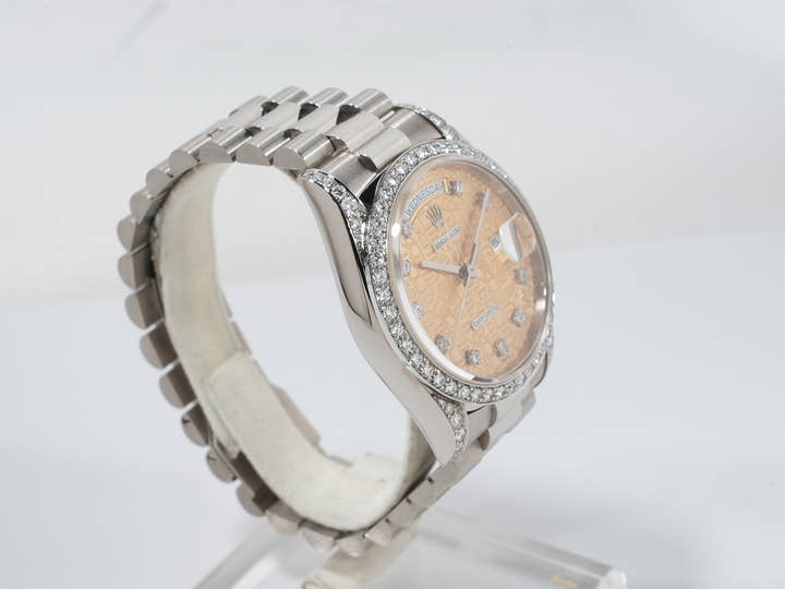 ロレックス デイデイト36 Ref.18389G ホワイトゴールド シャンパンコンピューター文字盤