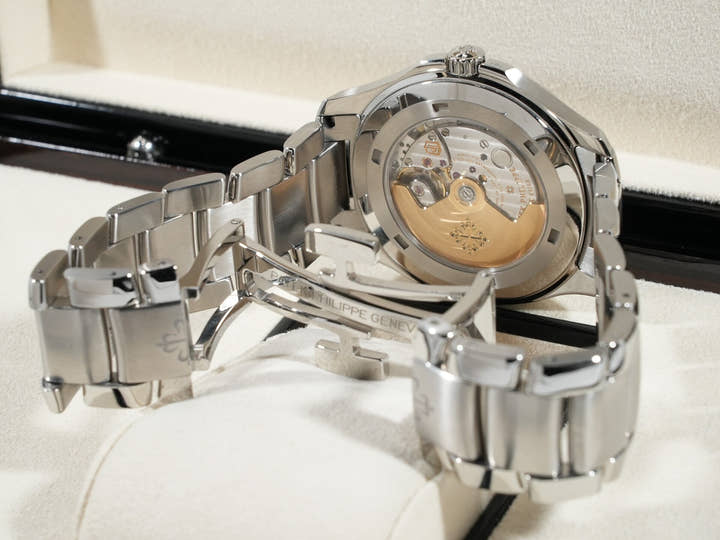 パテックフィリップ アクアノート エクストララージ Ref.5167/1A-001 ステンレススチール ブラック文字盤