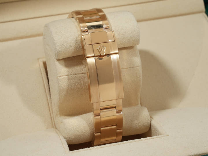 Rolex Daytona Ref. 126528LN Yellow Gold with Bright Black Dial