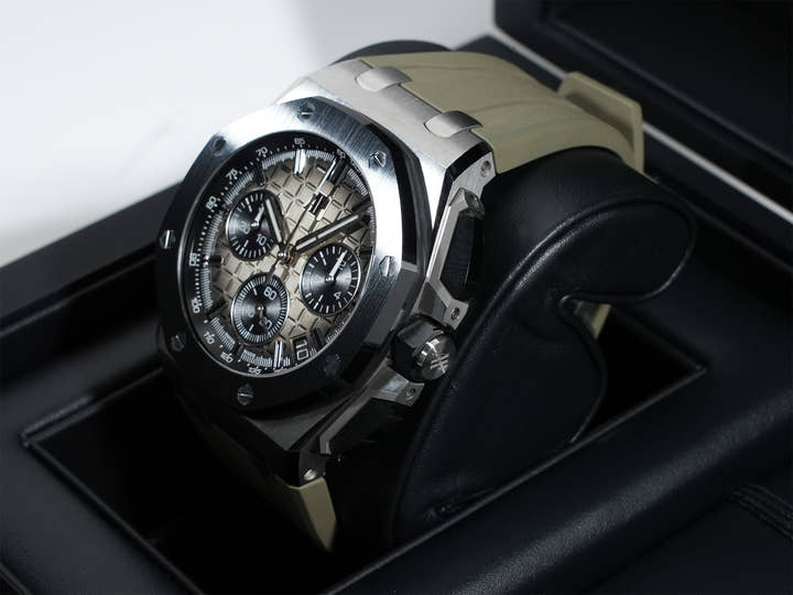 Audemars Piguet Royal Oak Offshore Chronograph Ref. 26420SO.OO.A600CA.01 Stainless Steel Smoked Brown Dial