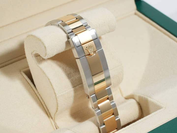 ロレックス エクスプローラー36 Ref.124273 ステンレススチール/イエローゴールド ブラック文字盤