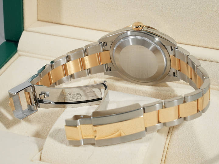 ロレックス エクスプローラー36 Ref.124273 ステンレススチール/イエローゴールド ブラック文字盤