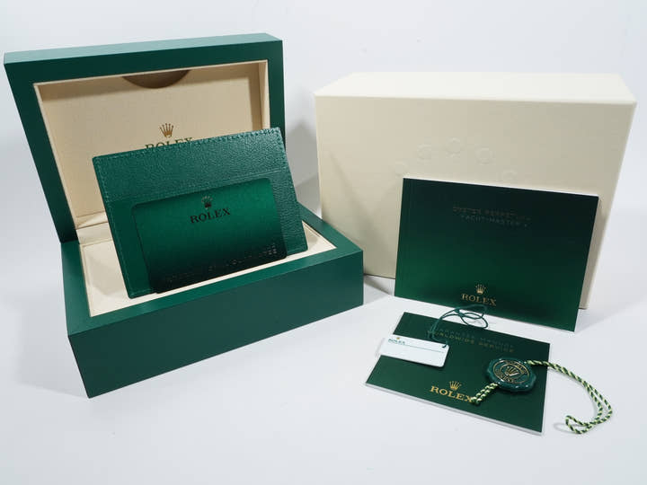 ロレックス ヨットマスター42 Ref.226627 ブラック文字盤 未使用 9wdhgapq