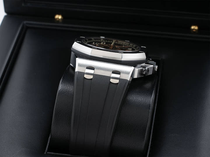 Audemars Piguet Royal Oak Offshore Chronograph Ref. 26470ST.OO.A820CR.01 Stainless Steel Brown Dial