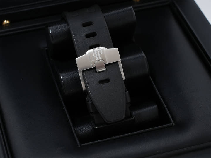 Audemars Piguet Royal Oak Offshore Chronograph Ref. 26470ST.OO.A820CR.01 Stainless Steel Brown Dial