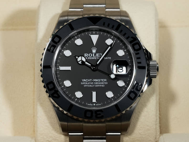 ロレックス ヨットマスター42 Ref.226627 RLXチタン ブラック文字盤