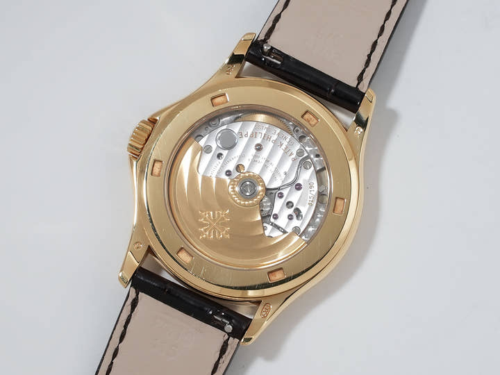 パテックフィリップ カラトラバ Ref.5117J-001 イエローゴールド ホワイト文字盤