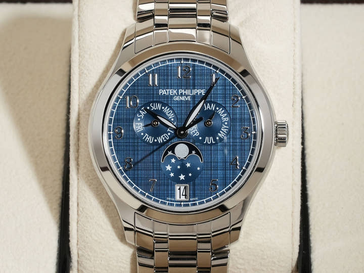 パテックフィリップ アニュアルカレンダー ムーンフェイズ Ref.4947/1A-001 ステンレススチール ブルー文字盤
