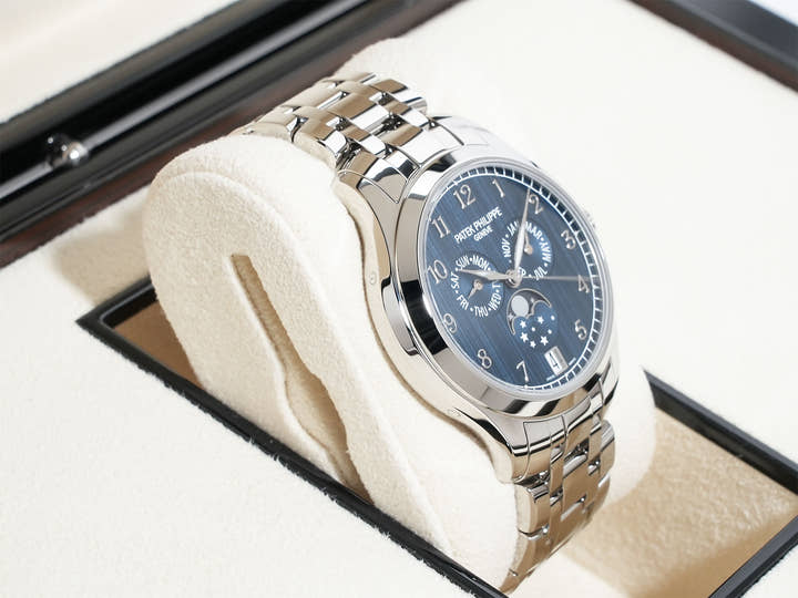 パテックフィリップ アニュアルカレンダー ムーンフェイズ Ref.4947/1A-001 ステンレススチール ブルー文字盤