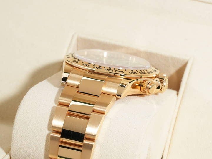 ロレックス デイトナ Ref.116508 イエローゴールド グリーン文字盤 中古 c4orc2yb