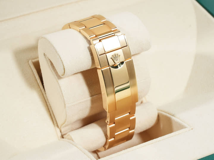 ロレックス デイトナ Ref.116508 イエローゴールド グリーン文字盤 中古 c4orc2yb