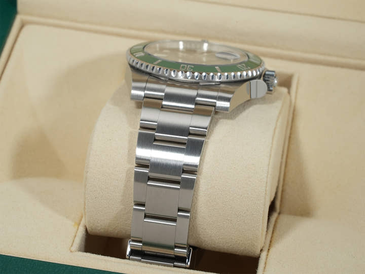 ロレックス サブマリーナー デイト Ref.116610LV ステンレススチール グリーン文字盤