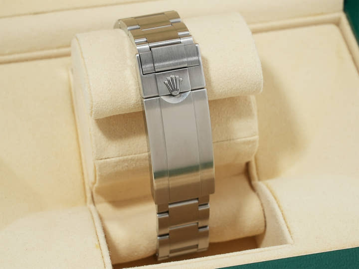 ロレックス サブマリーナー デイト Ref.116610LV ステンレススチール グリーン文字盤