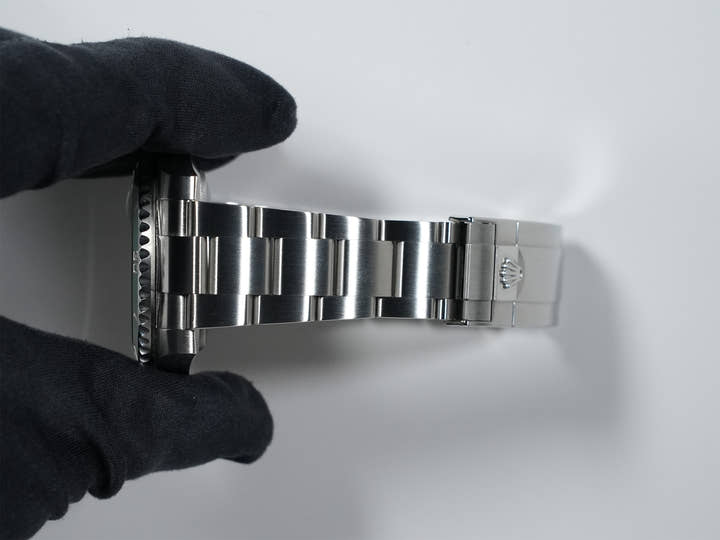 ロレックス サブマリーナー デイト Ref.116610LV ステンレススチール グリーン文字盤