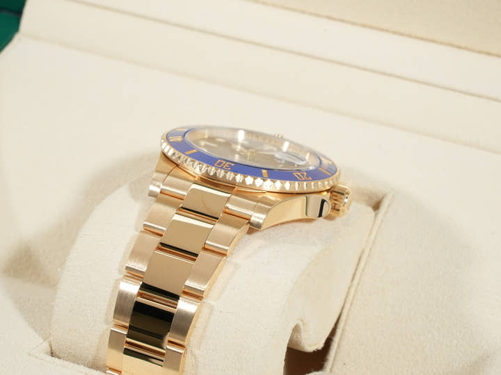 Rolex Submariner Date Ref. 126618LB Yellow Gold Blue Dial