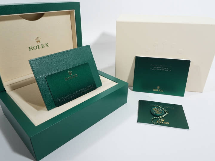 Rolex Submariner Date Ref. 126618LB Yellow Gold Blue Dial