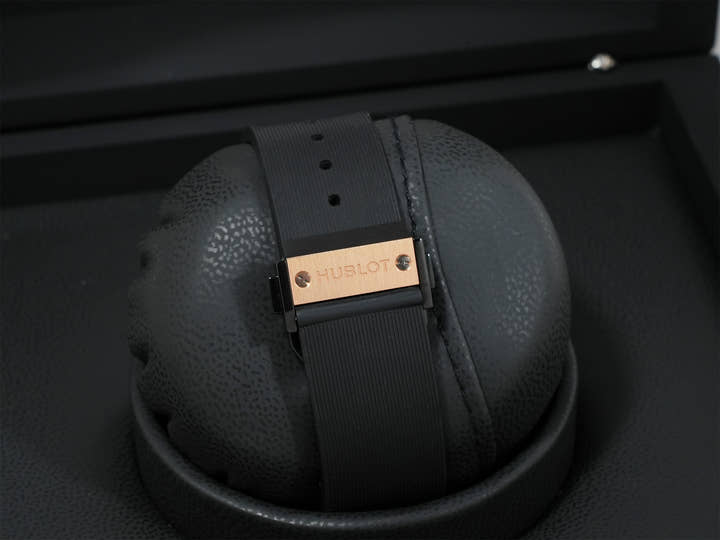 ウブロ クラシックフュージョン セラミック キングゴールド Ref.542.CO.1181.RX ブラック文字盤 美品 ndak4i2t