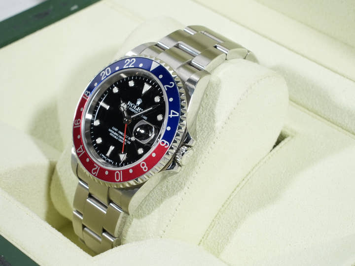 Rolex GMT-Master II Ref. 16710 Stainless Steel Black Dial Oyster Bracelet