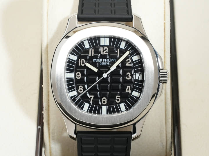 パテックフィリップ アクアノート ラージ Ref.5065A-001 ステンレススチール ブラック文字盤