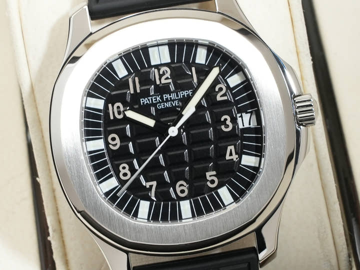 パテックフィリップ アクアノート ラージ Ref.5065A-001 ステンレススチール ブラック文字盤