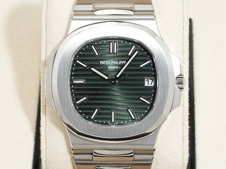 パテックフィリップ ノーチラス Ref.5711/1A-014 ステンレススチール グリーン文字盤