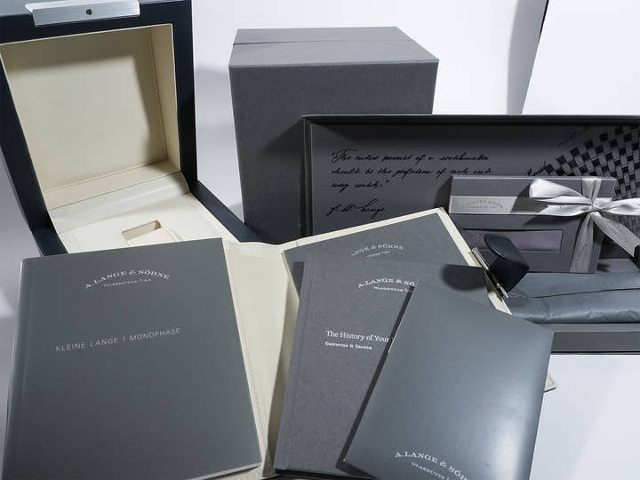 A.ランゲ&ゾーネ リトル ランゲ1 ムーンフェイズ Ref.182.086 ブルー文字盤 中古 oknvs7qv