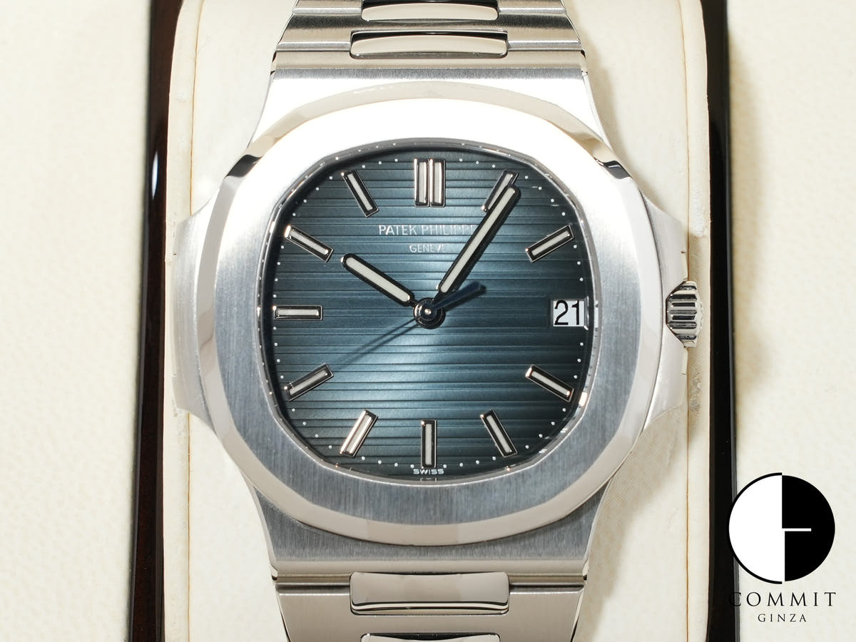 パテックフィリップ ノーチラス Ref.5711/1A-010 ステンレススチール ブルー文字盤