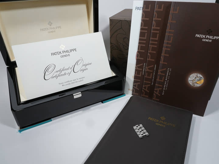 パテックフィリップ ノーチラス Ref.5711/1A-010 ステンレススチール ブルー文字盤