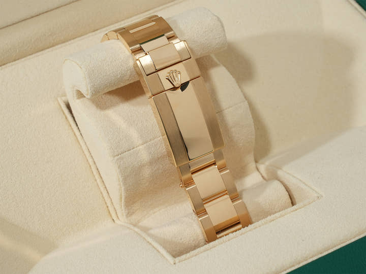 ロレックス デイトナ Ref.126528LN イエローゴールド ブライトブラック文字盤