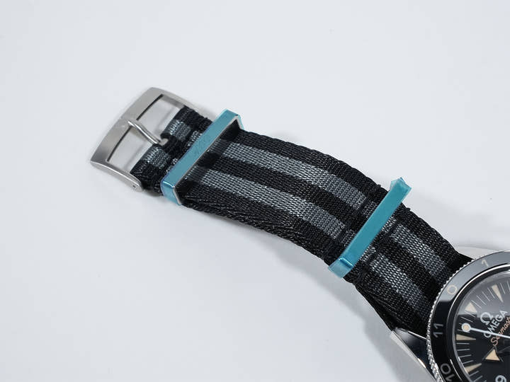 オメガ シーマスター 300 スペクター Ref.233.32.41.21.01.001 ブラック文字盤 未使用 mjz7xs8p