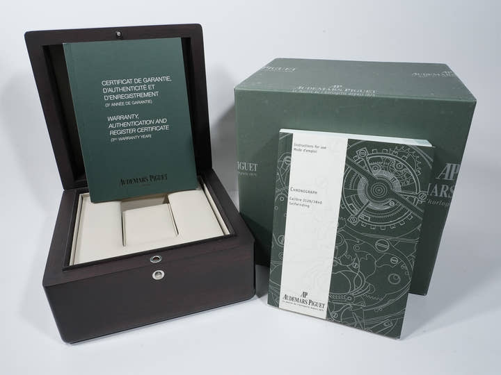 Audemars Piguet Royal Oak Offshore Chronograph Safari Ref. 26170ST.OO.D091CR.01 Stainless Steel Ivory Dial