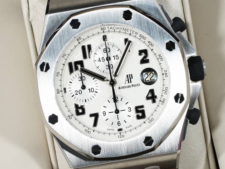 Audemars Piguet Royal Oak Offshore Chronograph Safari Ref. 26170ST.OO.D091CR.01 Stainless Steel Ivory Dial