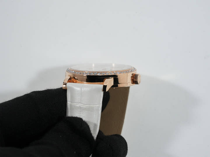 A.ランゲ&ゾーネ リトル ランゲ1 ムーンフェイズ Ref.182.83 シルバー文字盤 美中古 5efvwj93