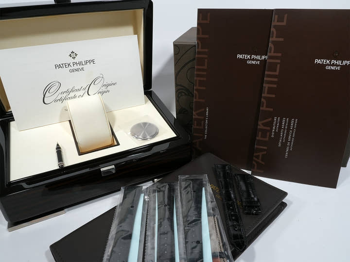 パテックフィリップ パーペチュアルカレンダー クロノグラフ Ref.5270G-001 ホワイトゴールド シルバー文字盤