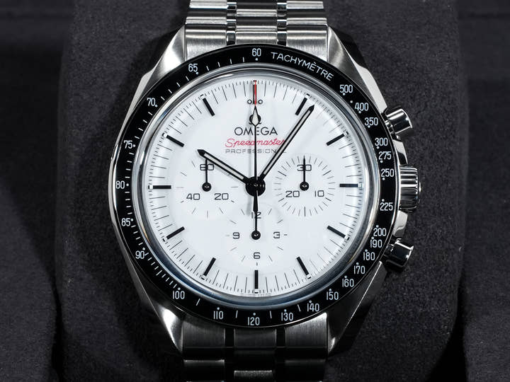 オメガ スピードマスター ムーンウォッチ プロフェッショナル Ref.310.30.42.50.04.001 ホワイト文字盤 未使用 8siuzo45