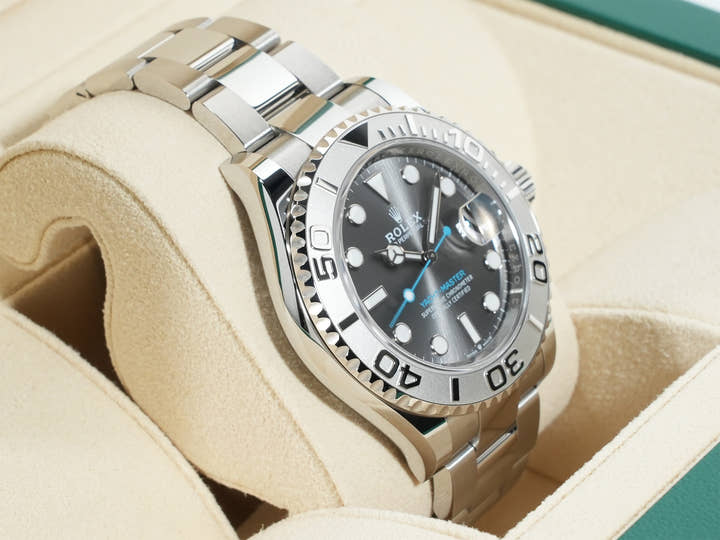 ロレックス ヨットマスター40 Ref.126622 ステンレススチール/プラチナ スレート文字盤