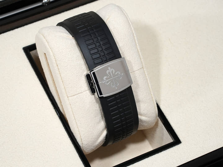 パテックフィリップ アクアノート トラベルタイム Ref.5164A-001 ステンレススチール ブラック文字盤