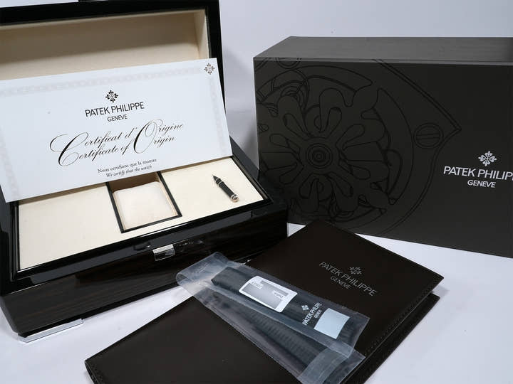 パテックフィリップ アクアノート トラベルタイム Ref.5164A-001 ステンレススチール ブラック文字盤