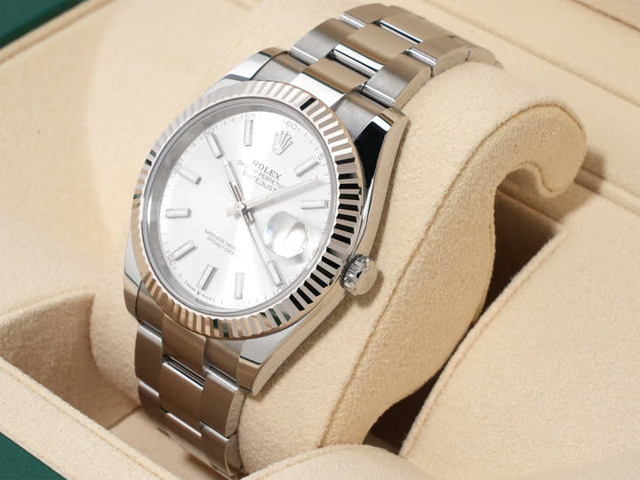 ロレックス デイトジャスト41 Ref.126334 ステンレススチール/ホワイトゴールド シルバー文字盤 オイスターブレスレット 未使用 qawmpmgj