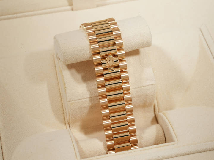 ロレックス デイデイト40 Ref.228398TBR イエローゴールド グリーン文字盤