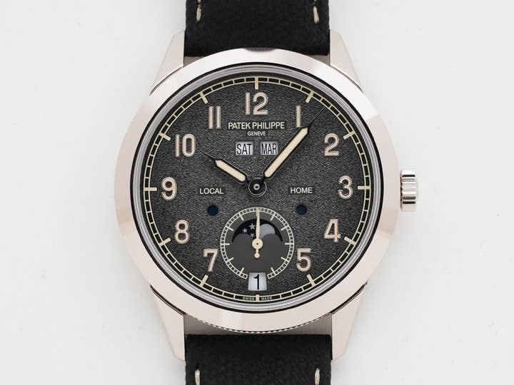 パテックフィリップ アニュアルカレンダー トラベルタイム Ref.5326G-001 ホワイトゴールド テクスチャードラック アントラサイト文字盤