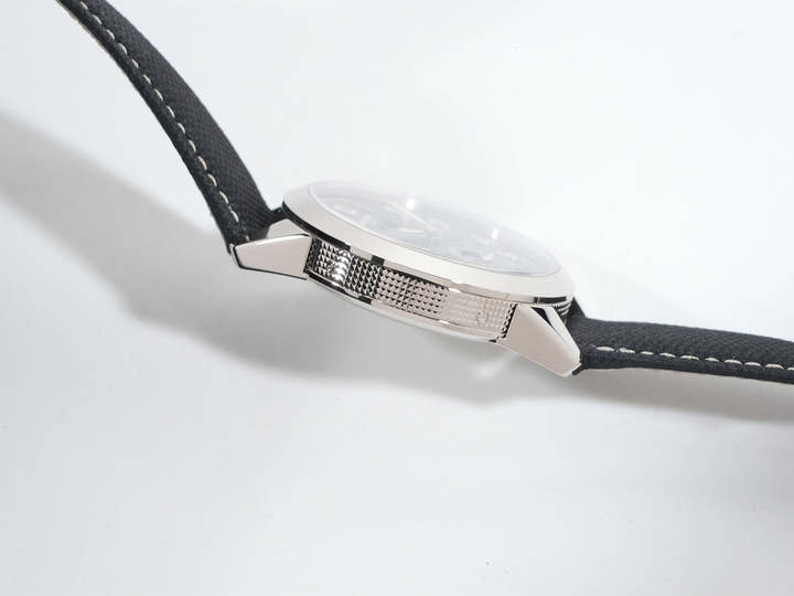 パテックフィリップ アニュアルカレンダー トラベルタイム Ref.5326G-001 ホワイトゴールド テクスチャードラック アントラサイト文字盤