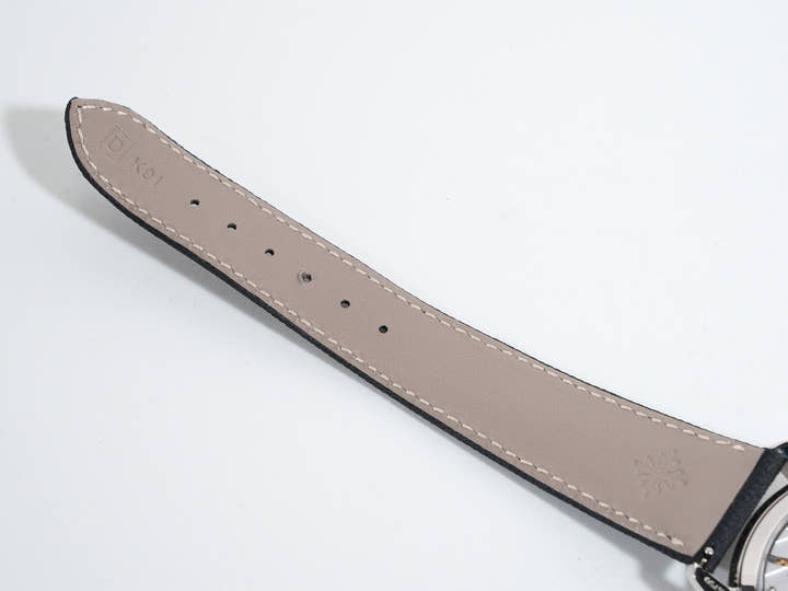 パテックフィリップ アニュアルカレンダー トラベルタイム Ref.5326G-001 ホワイトゴールド テクスチャードラック アントラサイト文字盤