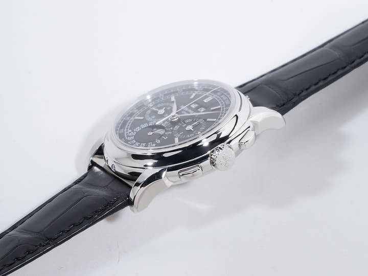 パテックフィリップ パーペチュアルカレンダー クロノグラフ Ref.5970P-001 プラチナ ブラック文字盤