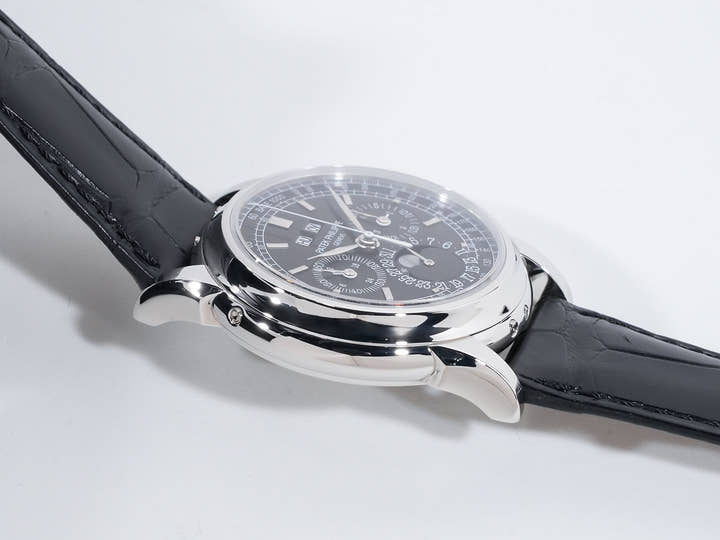 パテックフィリップ パーペチュアルカレンダー クロノグラフ Ref.5970P-001 プラチナ ブラック文字盤