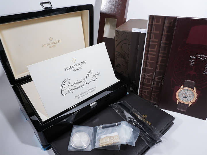 パテックフィリップ パーペチュアルカレンダー クロノグラフ Ref.5970P-001 プラチナ ブラック文字盤