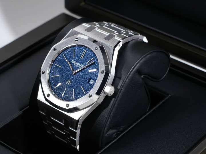 オーデマピゲ ロイヤルオークジャンボ エクストラ シン Ref.16202BC.OO.1240BC.02 ホワイトゴールド ブルー文字盤