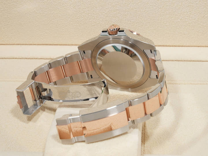 Rolex GMT-Master II Ref. 126711CHNR Stainless Steel/Everose Gold Black Dial